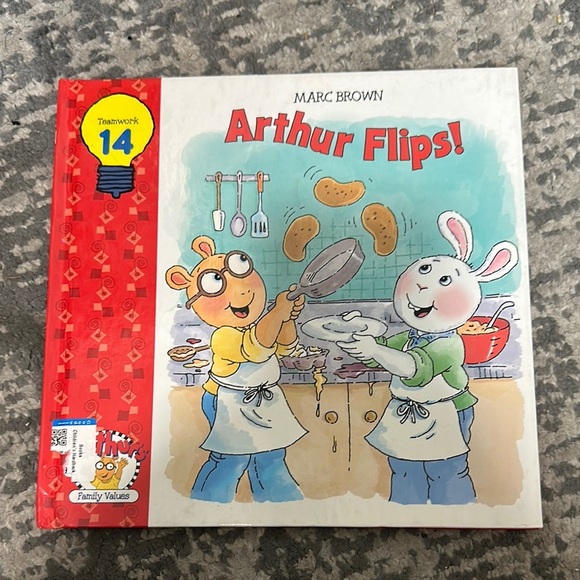 Arthur Flips! Children's Book - Picture 1 of 1